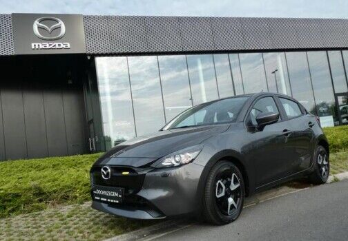  Mazda 2 allerlaatste beschikbaarheid kopen bij Garage Dochy Izegem Machine Grey