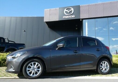 Zuinige Mazda 2 2017 tweedehands kopen met garantie bij Garage Dochy Izegem