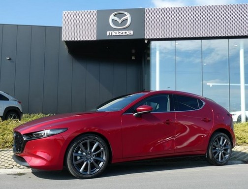 Mazda 3 Soul Red Crystal Hakone stockwagen met lentekorting kopen