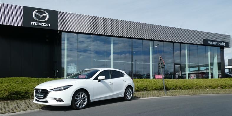 Betrouwbare Mazda 3 tweedehands benzine kopen met garantie bij Garage Dochy Izegem