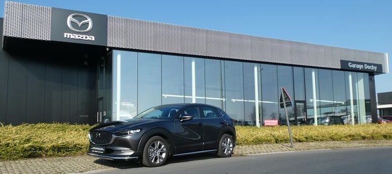 Tweedehands Mazda CX30 SUV kopen bij Garage Dochy gelegen tussen Kortrijk en Roeselare