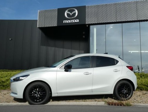 Mazda 2 Homura stockwagen Ceramic White kopen bij Garage Dochy Izegem