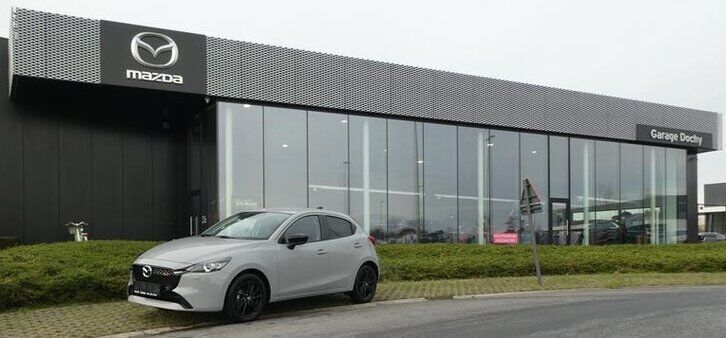 Stockwagen Mazda 2 M Hybride kopen bij Garage Dochy Izegem