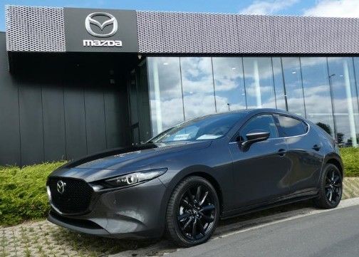  Stockwagen Mazda 3 Mild Hybrid kopen in Machine Grey bij Garage Dochy Izegem 