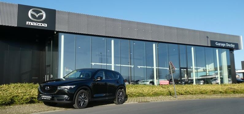 Mazda CX-5 tweedehands benzine Jet Black Mica kopen bij Garage Dochy nabij Roeselare