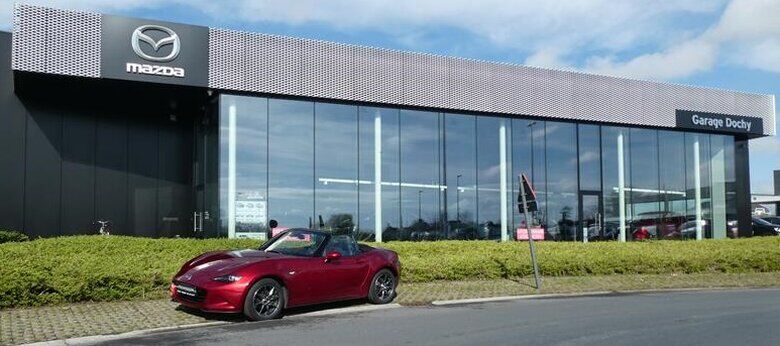 Mooie roadster Mazda MX5 cabrio kopen bij Garage Dochy Izegem